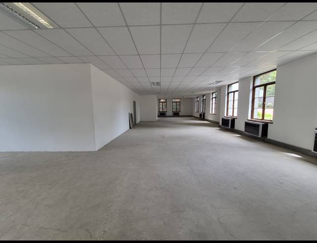 187M² OFFICE TO LET IN SANDTON CENTRAL